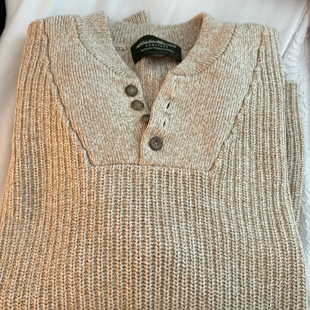 Eddie Bauer sweater ☘️HP